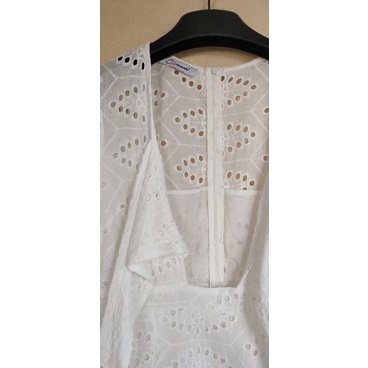 Đầm Trắng Nơ Ngực sz M