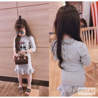 Đầm đuôi cá cho bé