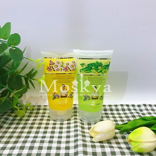 Gel rửa mặt bà già agfi của nga