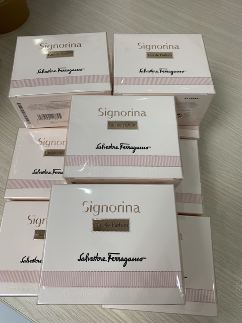 Nước hoa salvatore Ferragamo Signorina edp 50ml full seal SALE !