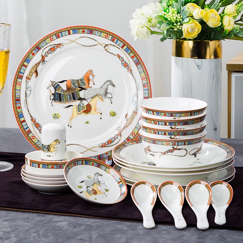 Bộ bát đĩa sứ xương cao cấp họa tiết chiến binh , phong cách hoàng gia, sang trọng & tinh tế