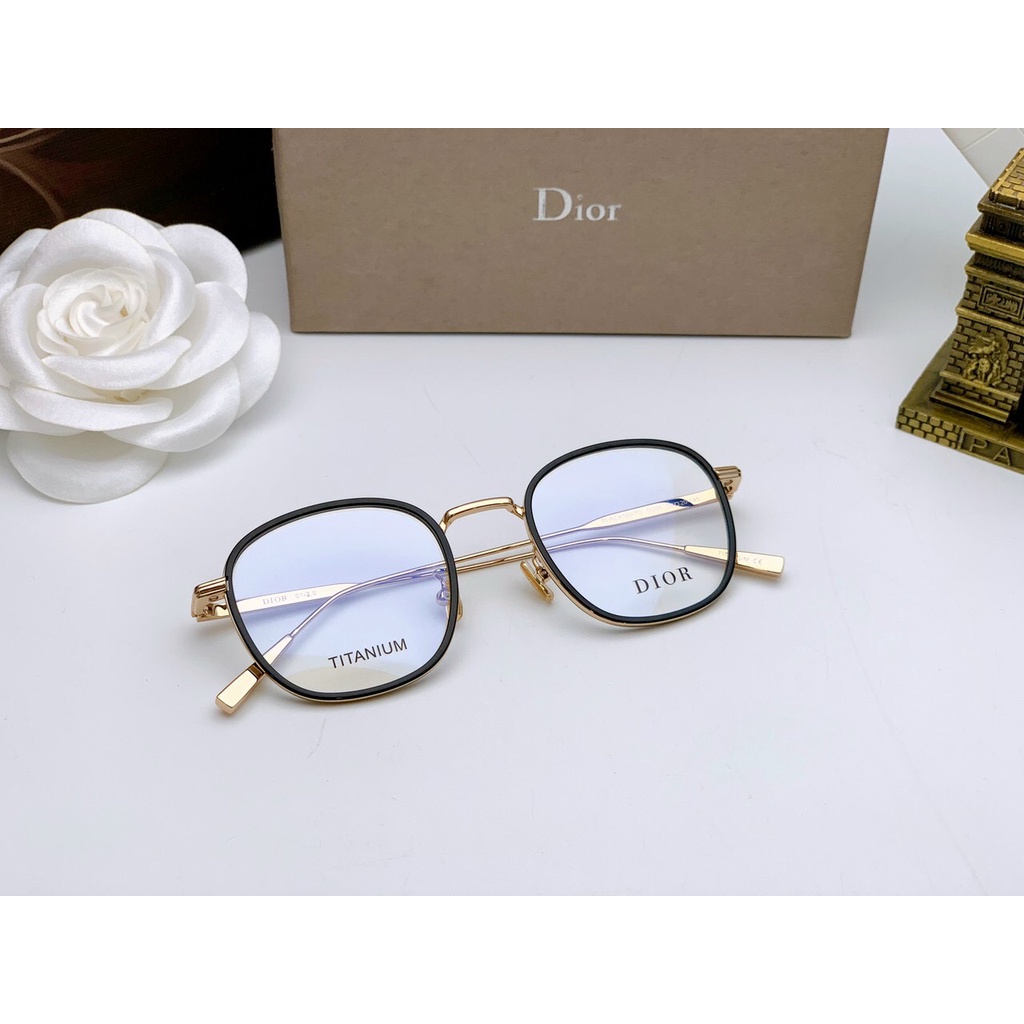 Gọng titan dior