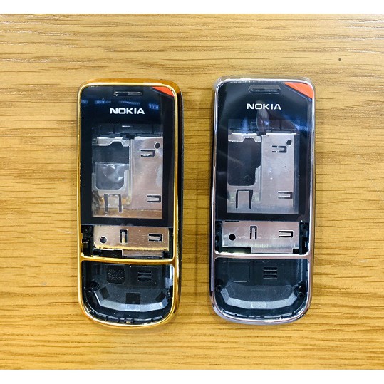 Vỏ điện thoại Nokia 2700 có sườn có phím
