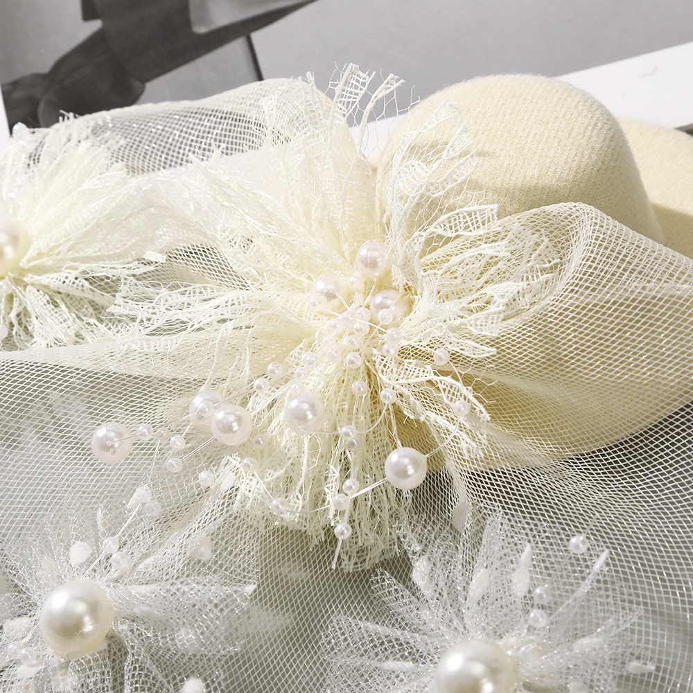 Mũ Lưới Đính Hoa Hồng Và Ngọc Trai Thanh Lịch Cho Cô Dâu