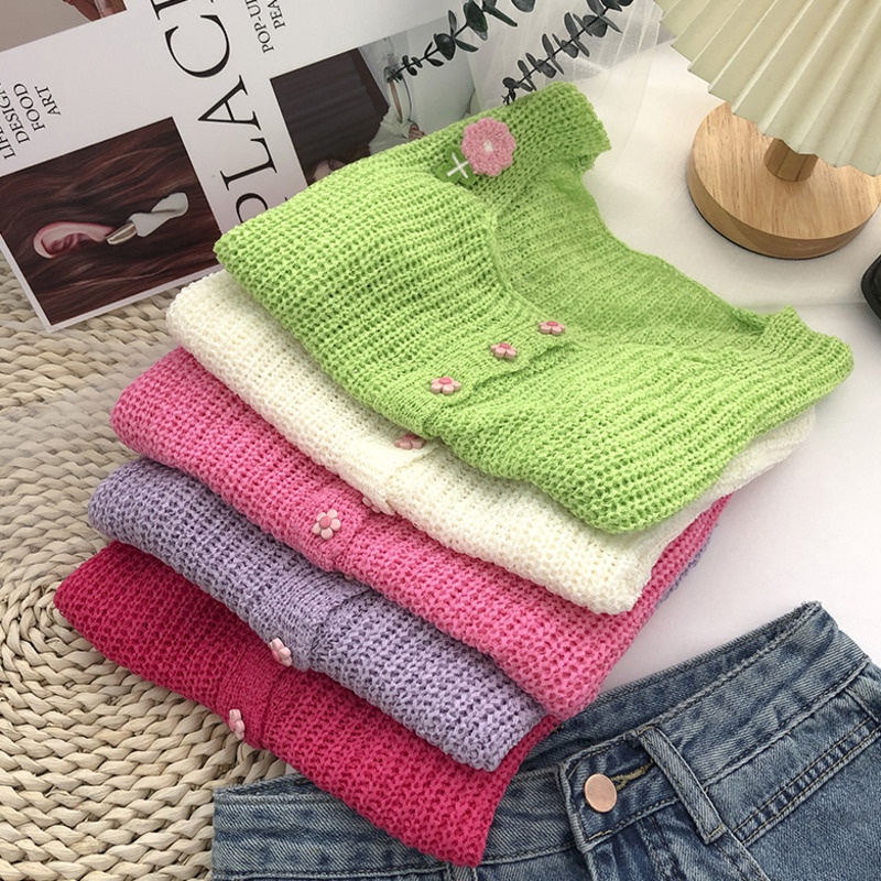 Áo Cardigan Dệt Kim Tay Ngắn Đính Cánh Hoa Dễ Thương