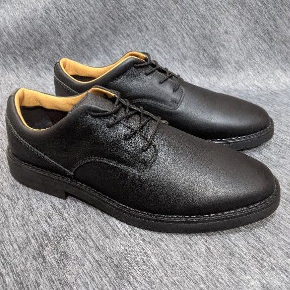 Giày nam Clarks da thật