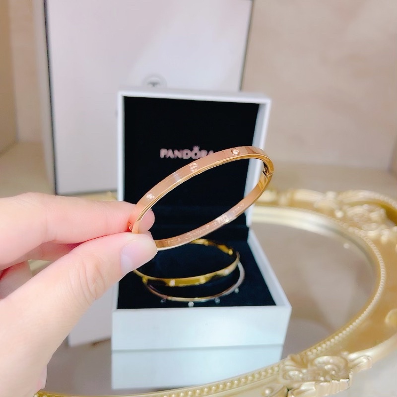 Vòng tay titan cati Hồng ko rỉ