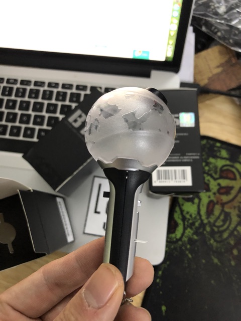 Móc treo có đèn Army Bomb Bts Lightstick Keyring - Bomb Mini