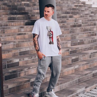 Áo Thun Tay Lỡ KAWS TEE Unisex