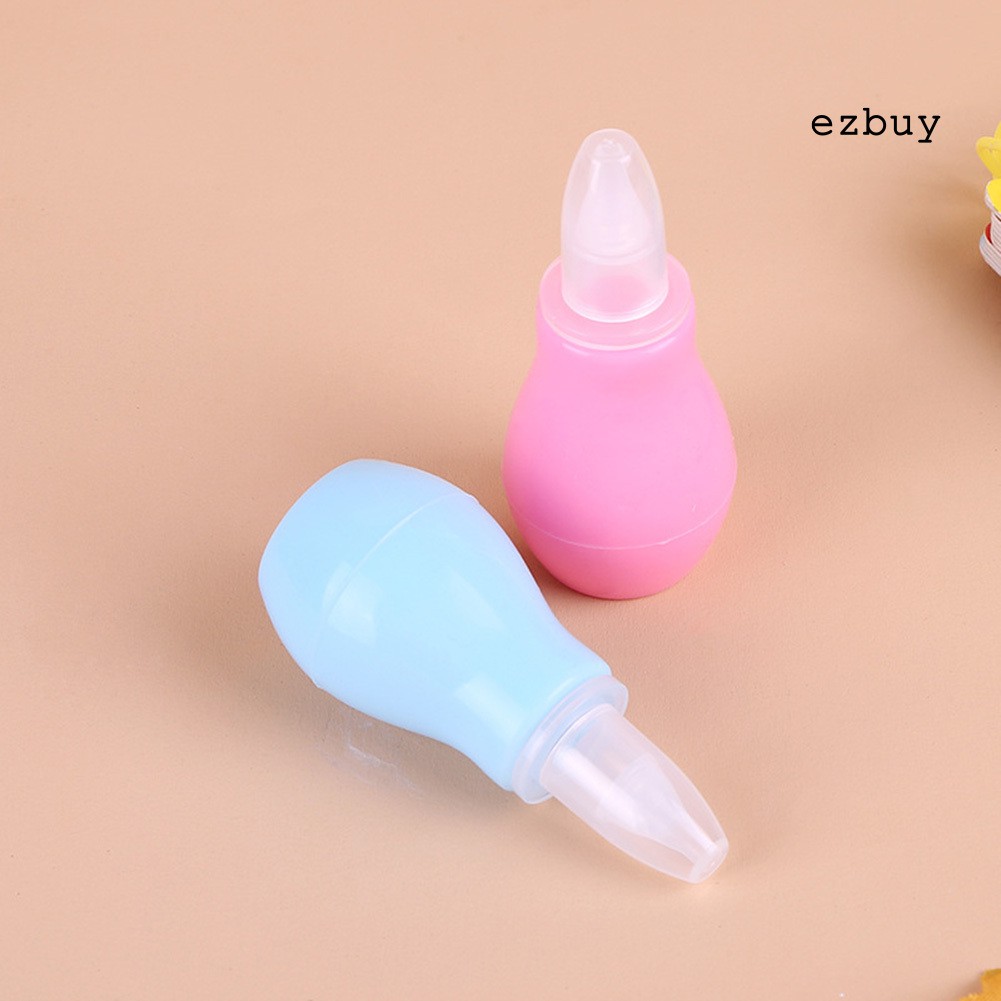 Dụng cụ hút mũi vệ sinh an toàn cho bé