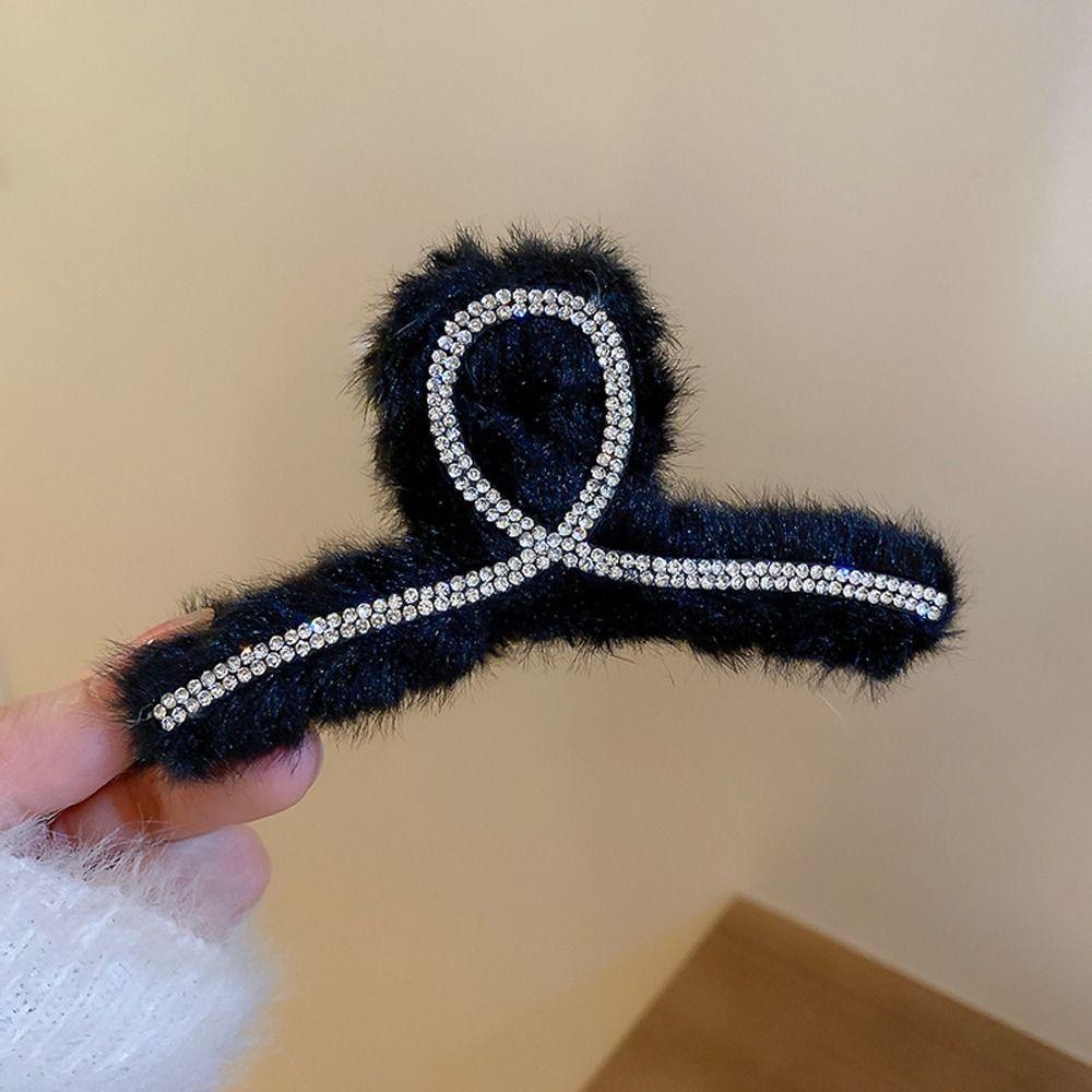 Kẹp Tóc Móng Vuốt Hình Cá Mập Bằng Vải Lông Thời Trang Thu Đông Dành Cho Bạn Nữ