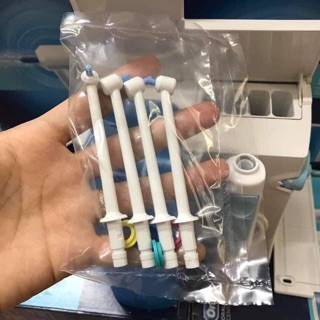 Máy tăm nước Oral B