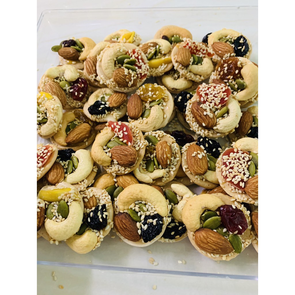 Bánh Đồng Tiền Hạt Điều Hạnh Nhân Mix Hoa Quả Ngon Ngất Ngây