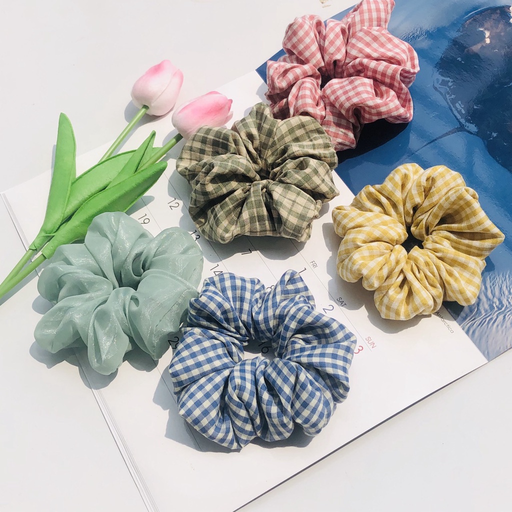 Dây buộc tóc scrunchies chất liệu vải mềm, nhẹ phong cách vintage dành cho nữ, bé gái.