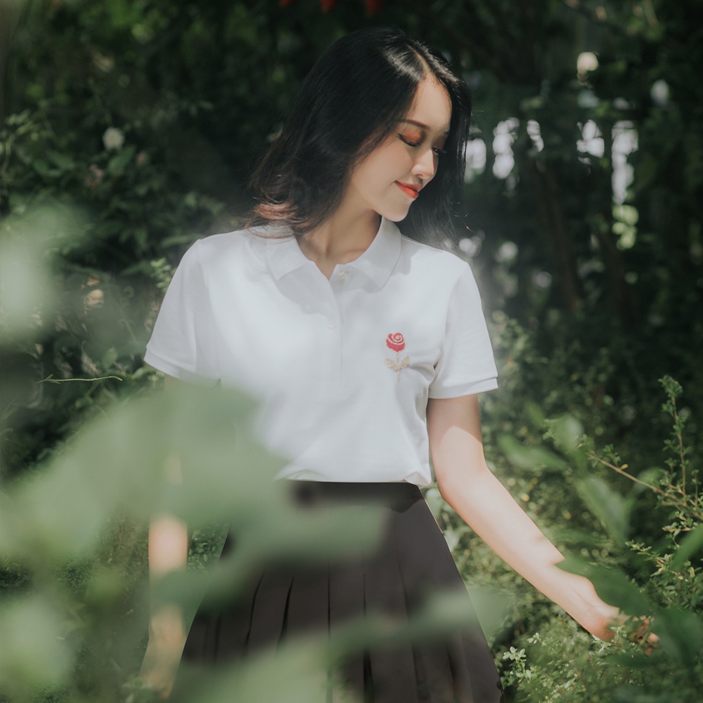 Polo thêu thủ công Hoa Hồng Ngực Áo, áo trắng, chất liệu Cotton cao cấp, sang trọng