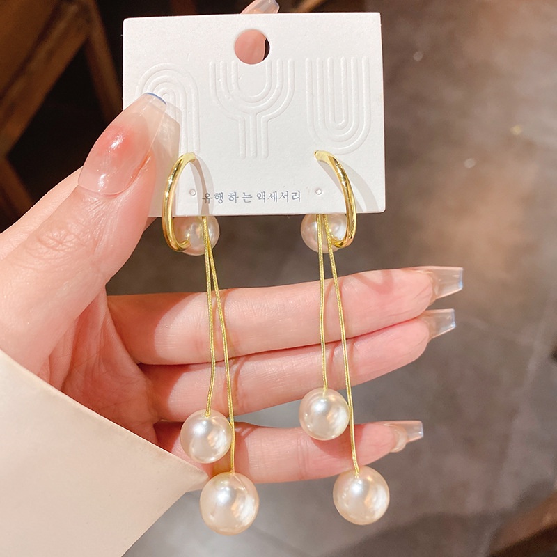 Bông Tai Tua Rua Đính Ngọc Trai Phong Cách Hàn Quốc