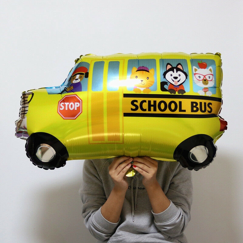 Bong bóng hình xe cứu hỏa dùng làm quà sinh nhật cho trẻ