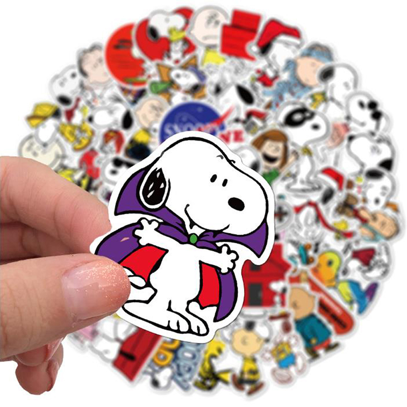 Bộ 50 Miếng Dán Hình Chó Snoopy Chống Thấm Nước Trang Trí Laptop / Vali / Ván Trượt 0129