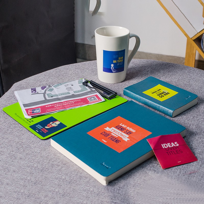 Bộ Sticker Câu Nói Động Lực Văn Phòng Mopi - Thiết Kế Theo Mẫu Tranh Treo Tường Mopi - 20 Mẫu Ngẫu Nhiên