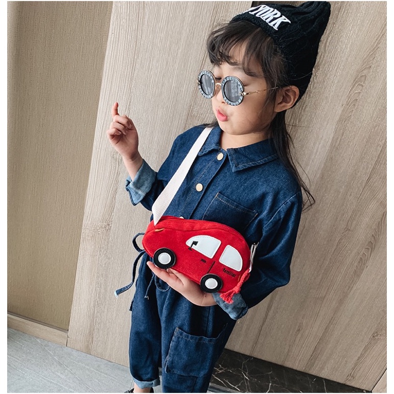 Túi đeo chéo cho bé hình oto, vải nhung tăm