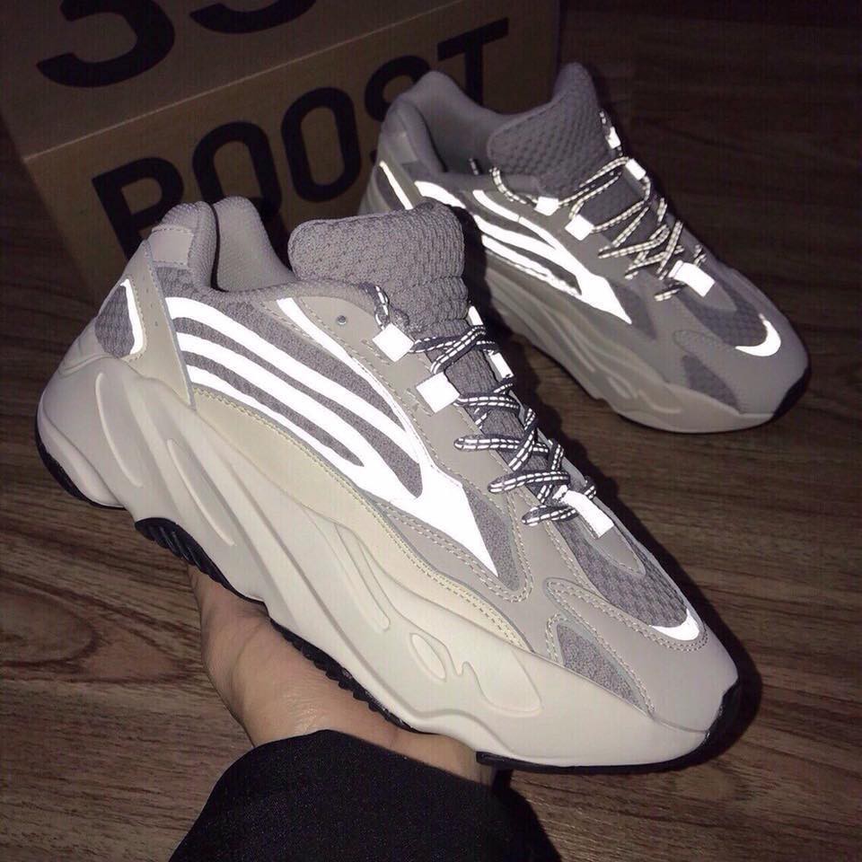 Giày thể thao sneaker 700 static phản quang