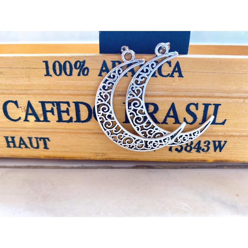 Khuyên tai Hàn Quốc