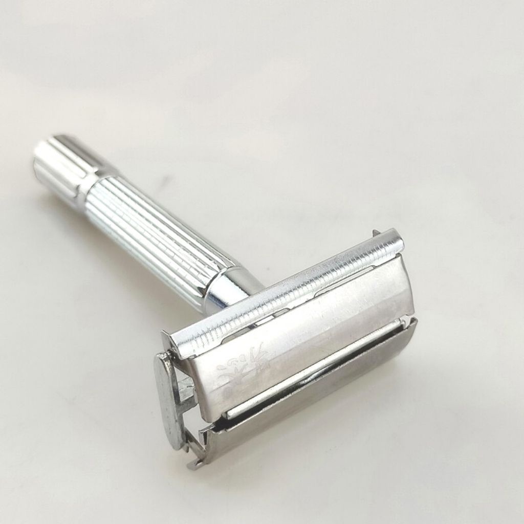 Dao cạo râu hai lưỡi bằng thép không gỉ an toàn có gương tiện dụng kèm hộp có gương cao cấp+lưỡi lam+cọ vệ sinh