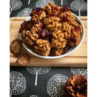 Nhân Óc Chó ngào Mật Ong tốt cho sức khoẻ bà bầu