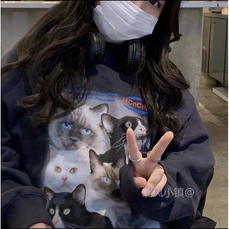 Áo sweater nỉ in hình mèo Cat Squad giống Juyeon THE BOYZ