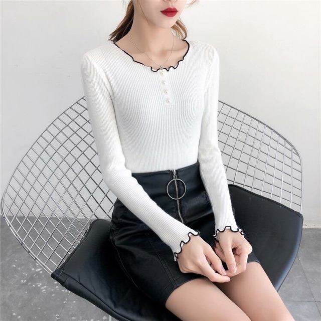 (HÀNG MỚI VỀ) Áo len cúc ngọc tay điệu tiểu thư | BigBuy360 - bigbuy360.vn