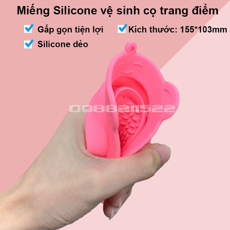 (LOẠI TO, MẪU MỚI) Miếng Silicone Vệ Sinh Cọ Trang Điểm, GẤP GỌN, CÓ MÓC TREO