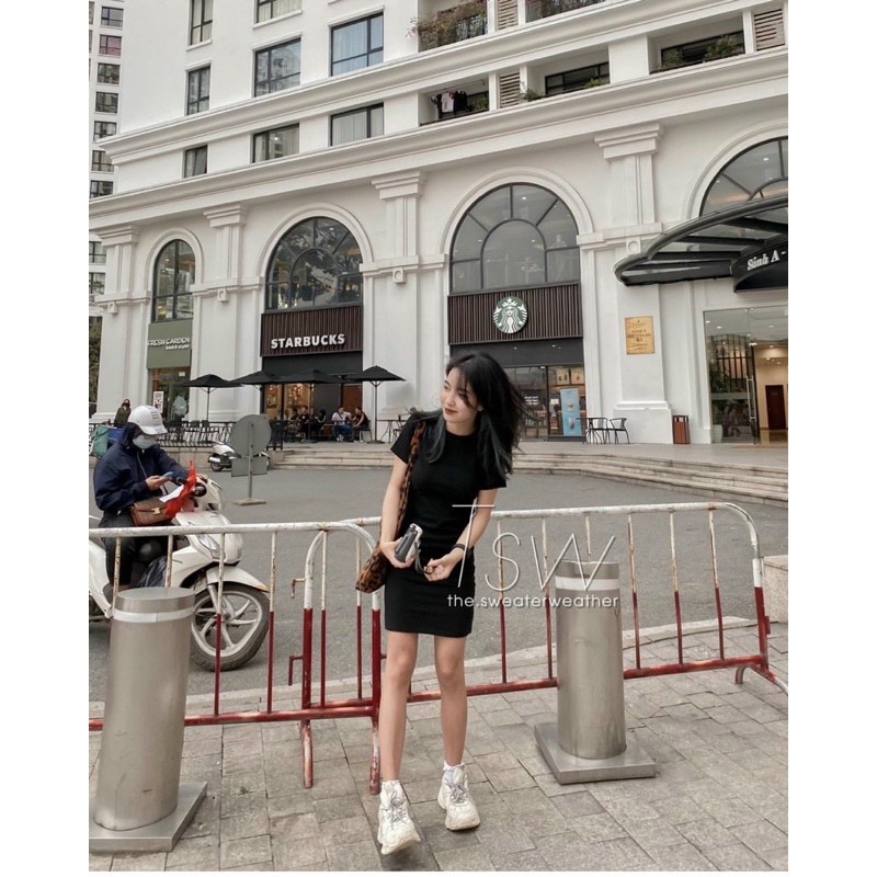 Váy body trơn cổ tròn