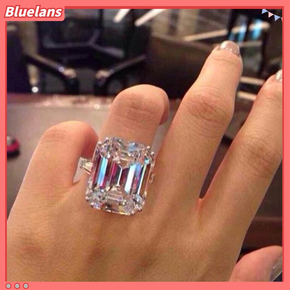 Nhẫn Đính Hôn Đính Đá Zircon Vuông Tinh Tế Cho Nữ