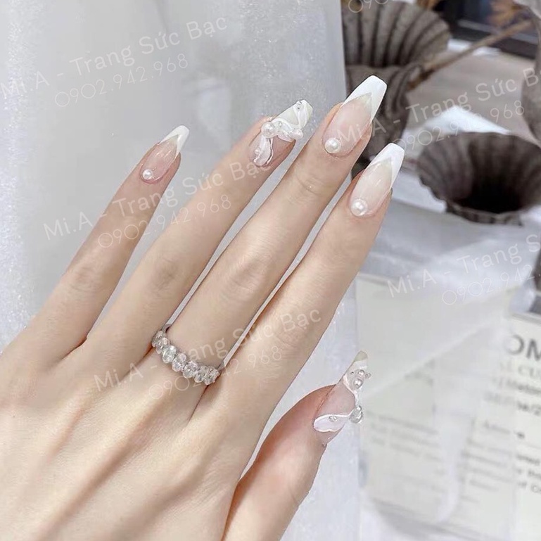 Nhẫn nữ bạc Ý S925 MiASJ N187 đính đá hình trám sang trọng, cao cấp