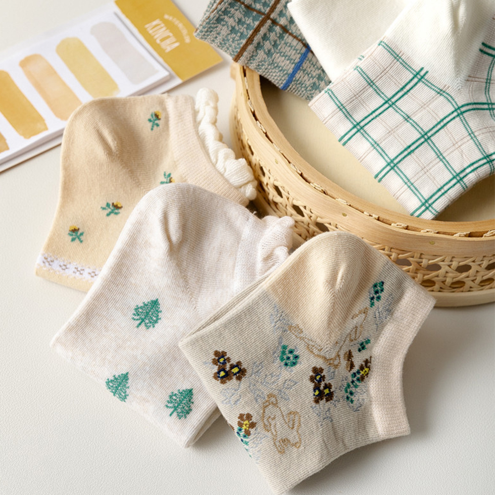 Vớ cổ thấp in họa tiết cây cối hoạt hình cho nữ