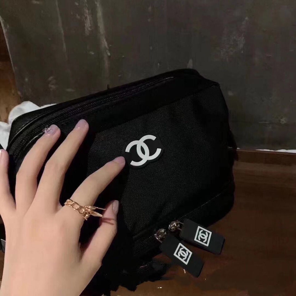 CHANEL Túi đựng mỹ phẩm hai lớp màu đen chống thấm nước phong cách cổ điển 2021