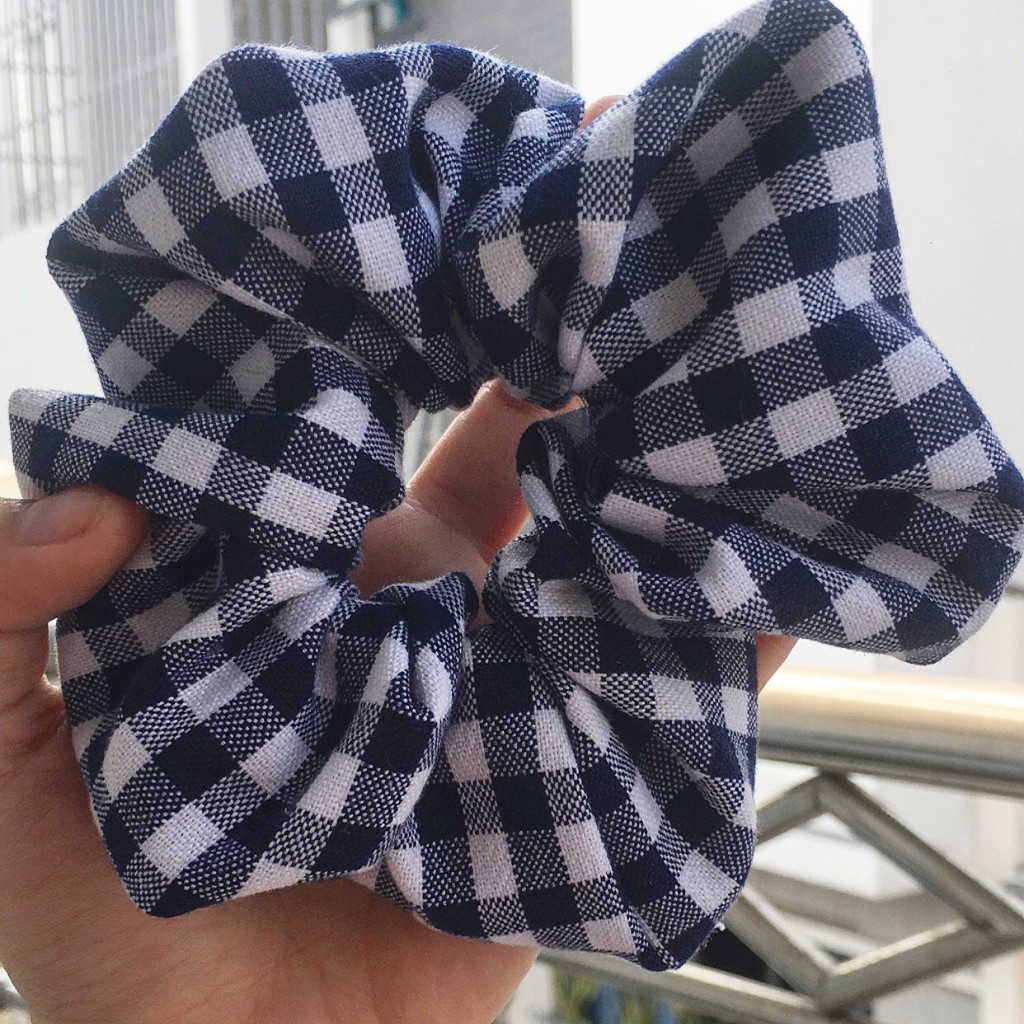 Dây cột tóc srunchies caro Xanh