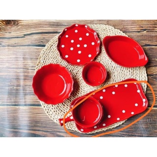 Set chấm bi đỏ