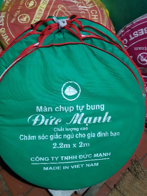 Màn  tự  bung k đáy