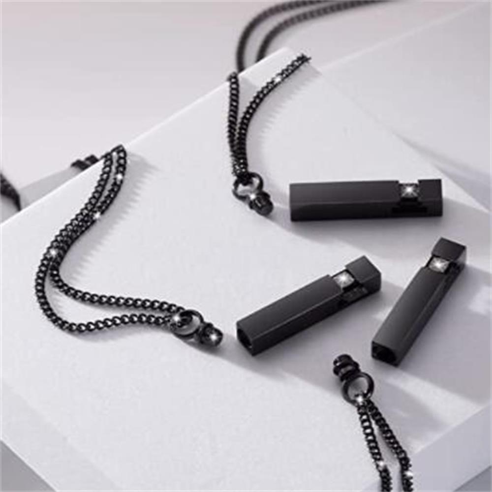 Vòng cổ Bằng Thép Titan Màu Đen Thời Trang