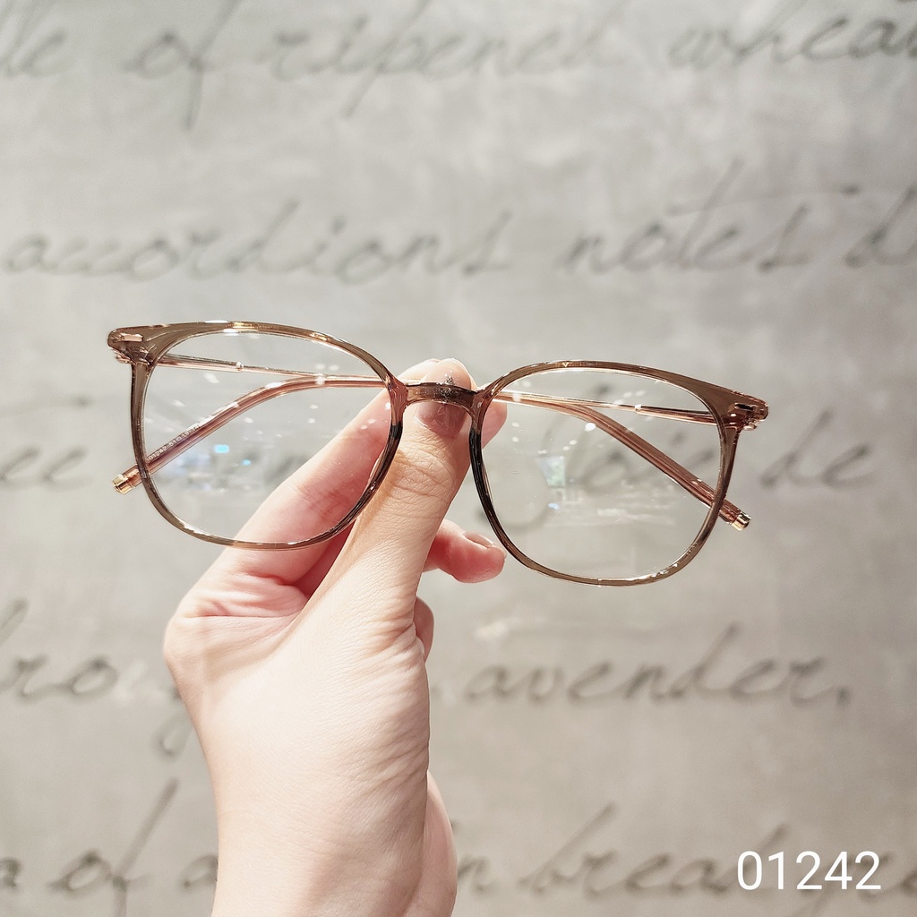 Kính nhựa tròn nam nữ LILYEYEWEAR chất liệu nhựa thanh mảnh màu sắc thời trang 01242