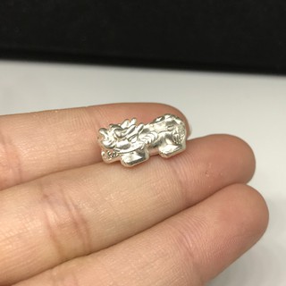 CHARM VÒNG TAY TỲ HƯU BẠC