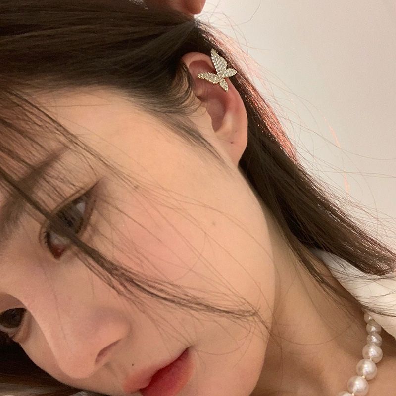 Bông tai vành cánh bướm đính đá màu vàng - Mely 1530