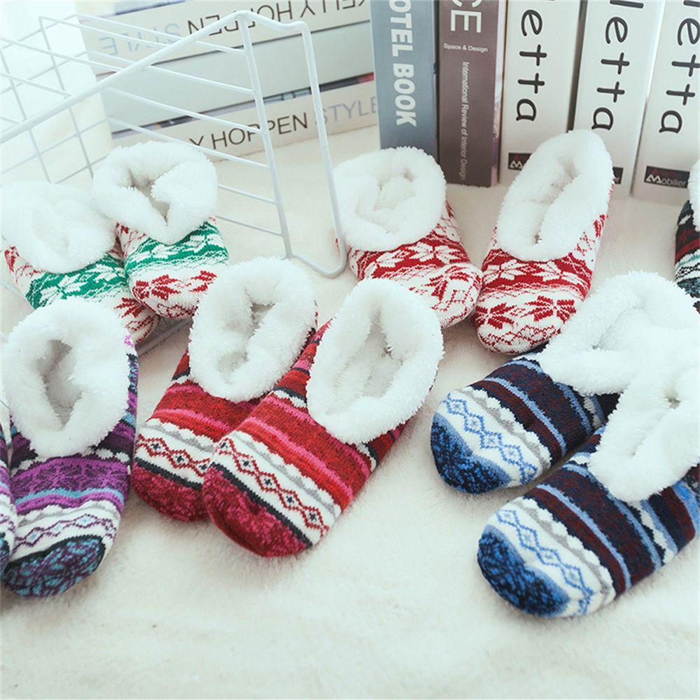 Vớ Thuyền Giữ Ấm Mùa Đông Thoáng Khí Họa Tiết Tuần Lộc Thời Trang Cho Nữ