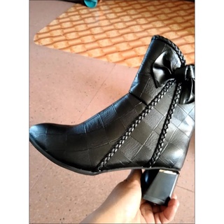 Giày bốt cao cổ lót lông hàng Quảng Châu có sẵn size 35-37-38