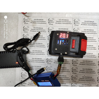 [in 3D] Bộ đế sạc và báo pin kèm nguồn dự phòng 5V 3A cho máy BOSS, pin ETP 21V và các pin có dạng tương tự