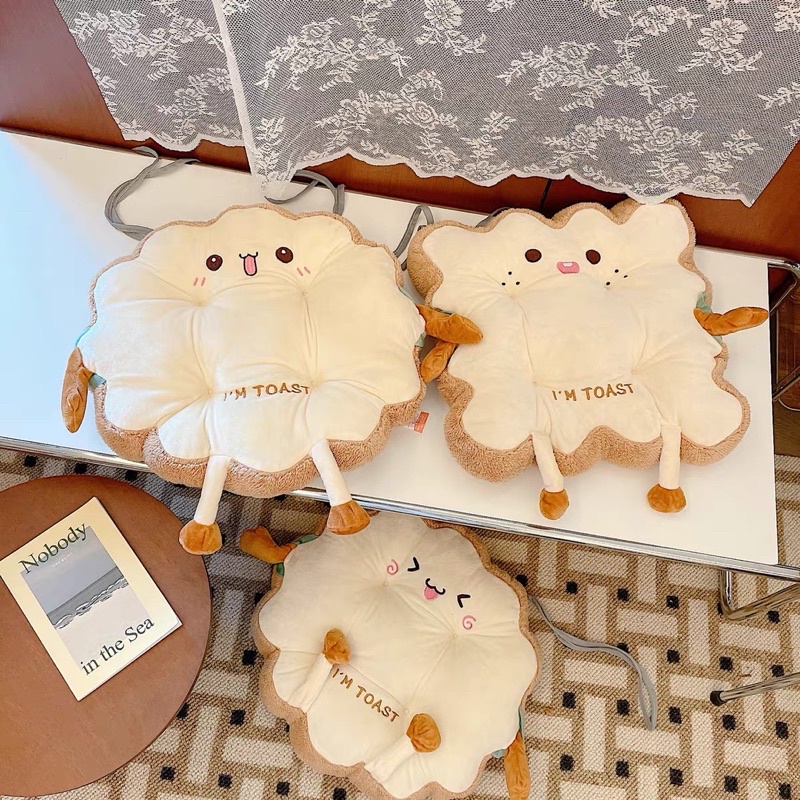 Đệm lót ghế I'm Toast tựa lưng, gối ôm cho dân văn phòng hình dáng ngộ nghĩnh đáng yêu