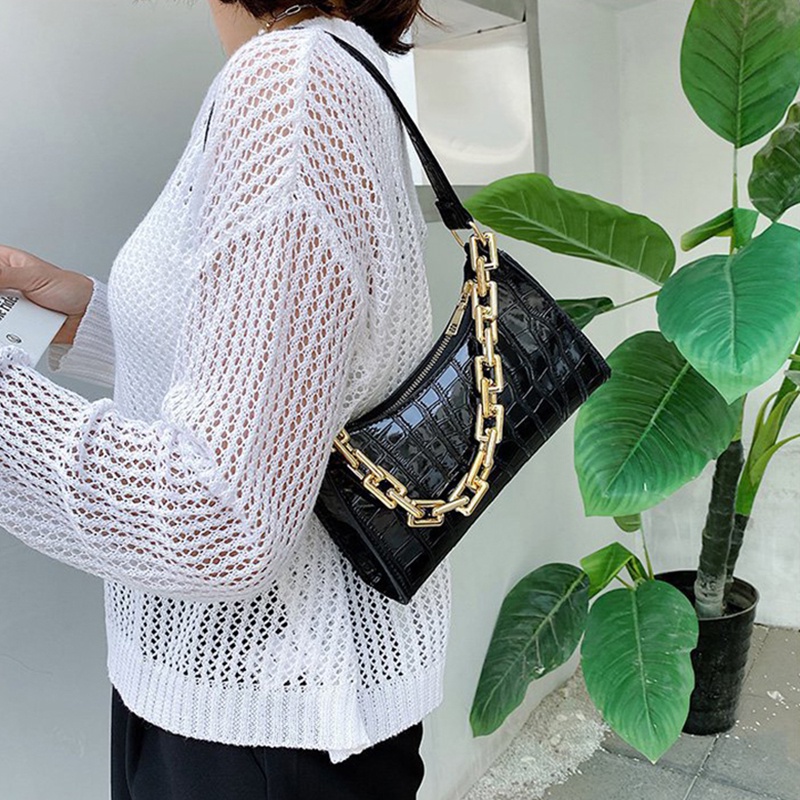 Túi đeo vai kẹp nách IELGY phối chuỗi xích họa tiết đá sỏi phong cách Hàn Quốc