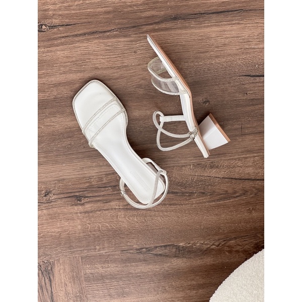 SL_A7_0032 xăng đan