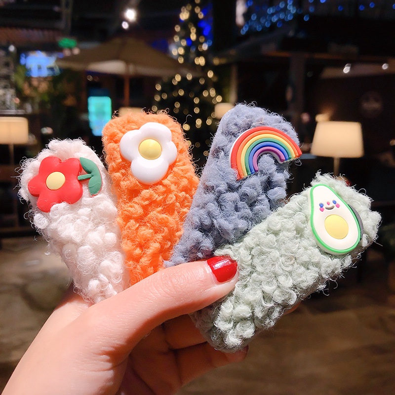 Kẹp tóc lông cừu thiết kế xinh xắn cho bé gái